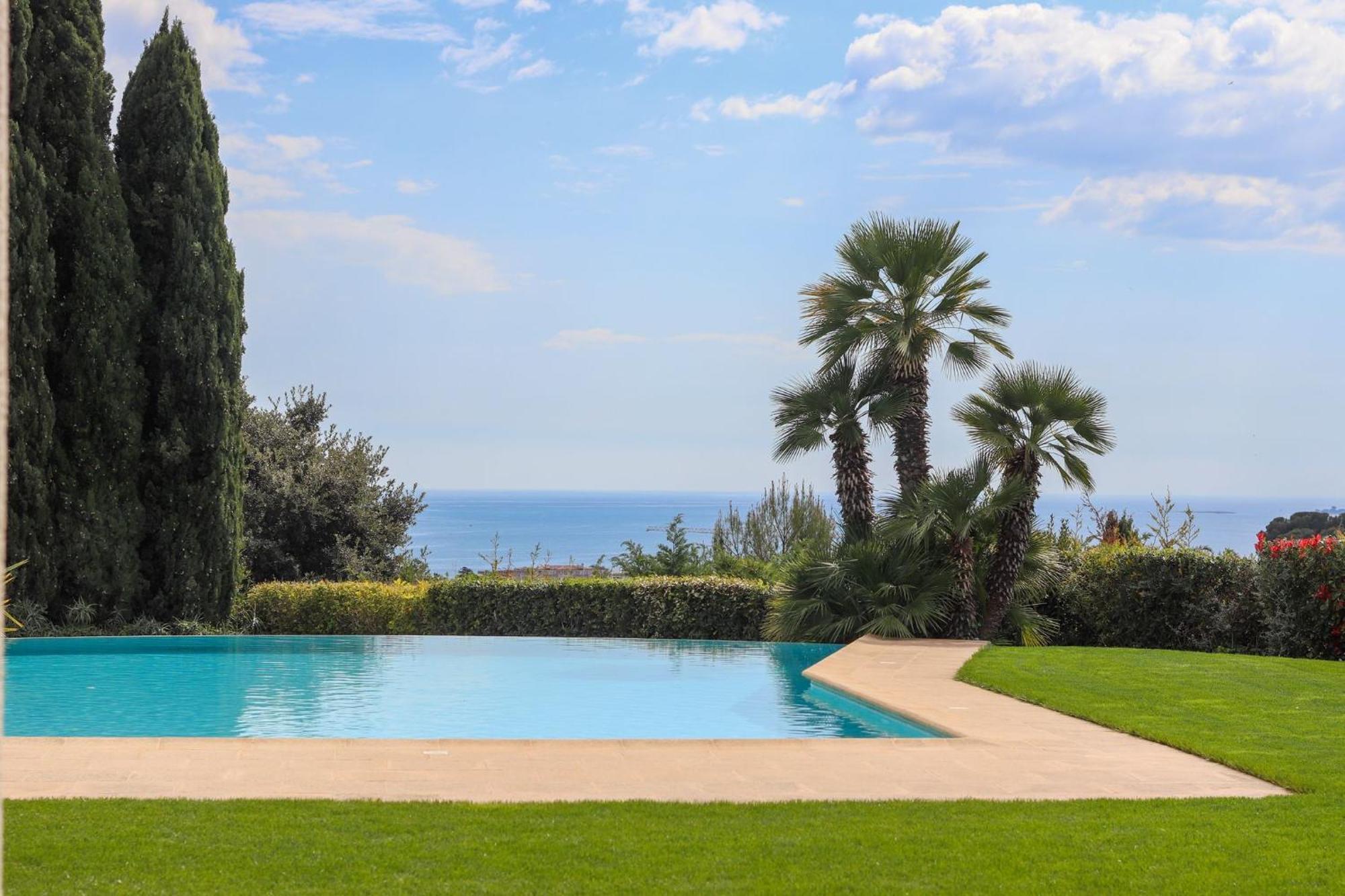 Magnifique Provencal Avec Piscine Et Vue Villa *